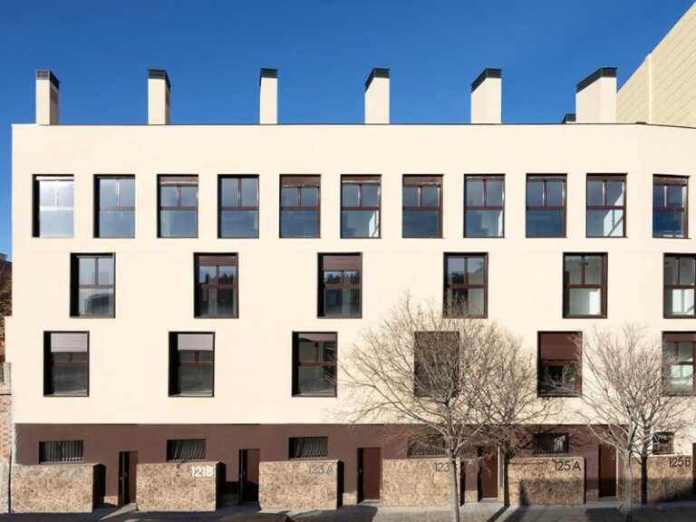 Edificio Plurifamiliar 24 viviendas Esplugues de Llobregat