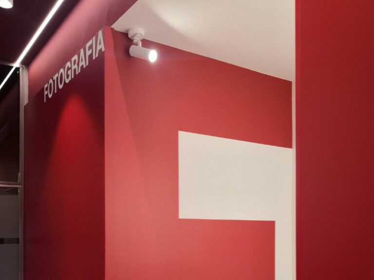 Nuevo aulario audiovisuales Universidad Abat Oliba CEU, Barcelona.